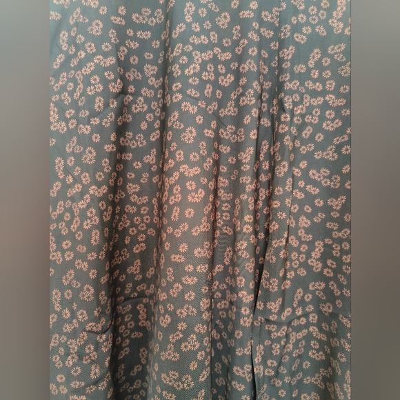 New Shein Maxi skirt - Picture 3 of 5